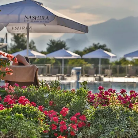 Nashira Hotel 4*