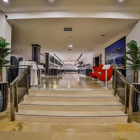 Nashira Hotel 4*